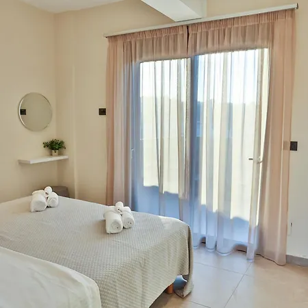 Апартаменты Bliss Sunrise Penthouse *