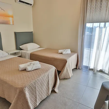 Bliss Sunrise Penthouse דירה *