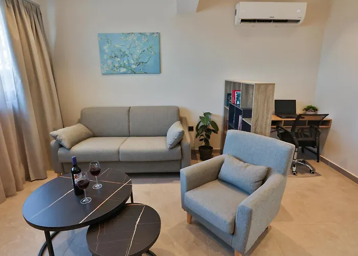 Bliss Sunrise Penthouse 아파트 *